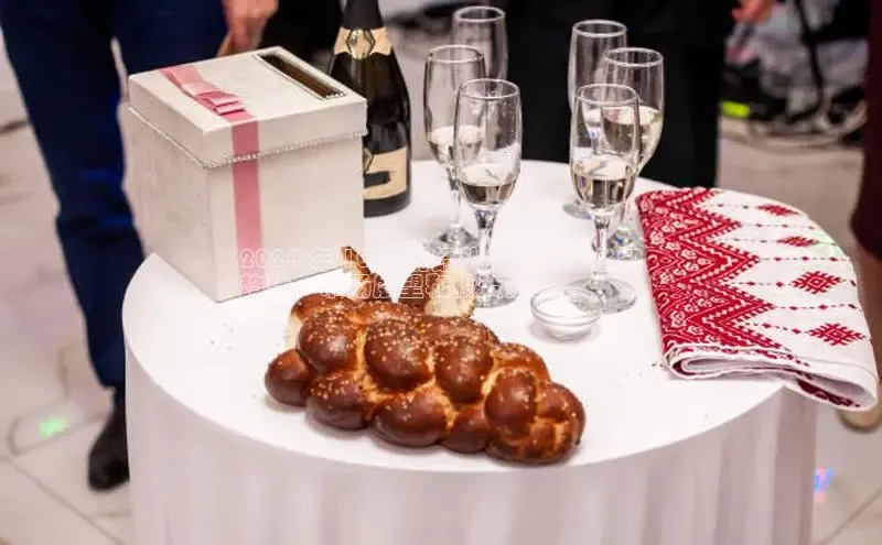 意昂4代理云创智行2024 年 10 月财经头条新闻：必知
趋势、市场展望和投资策略